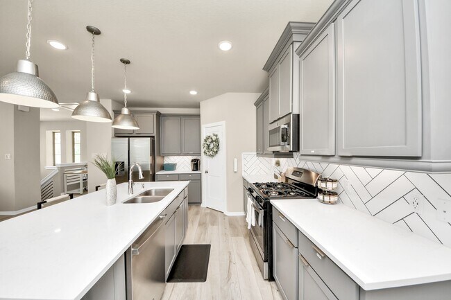 Building Photo - 15850 Black Grouse Dr