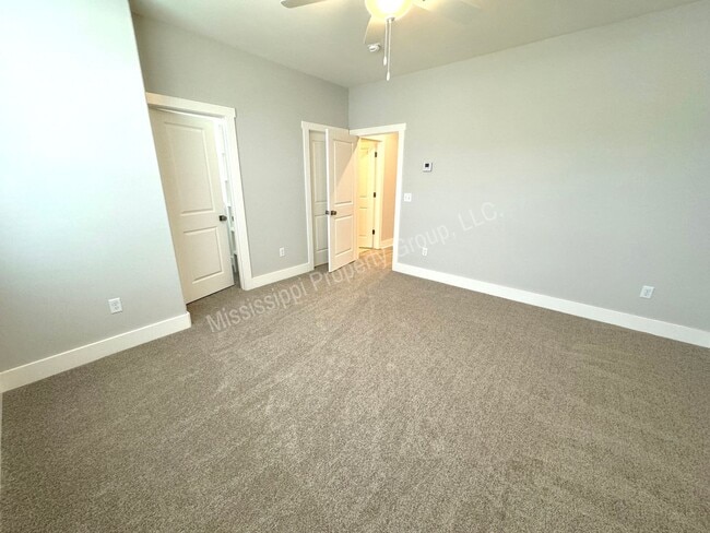 Building Photo - 3BD/3BA FOR RENT IN THE RESERVE