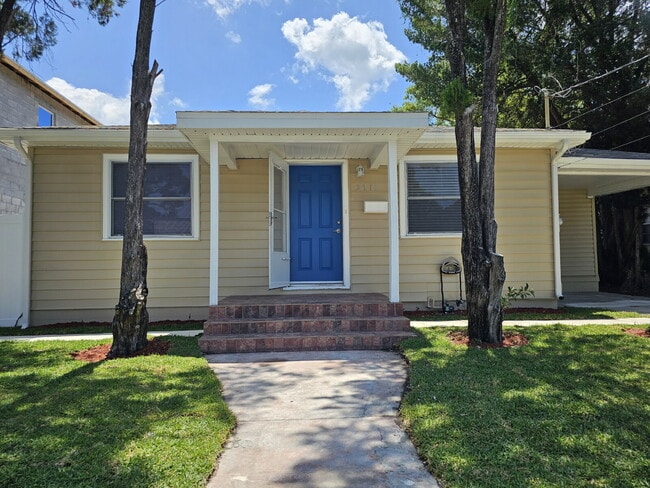 Building Photo - fully renovated 2-bedroom, 1-bathroom home with bonus guest room or office and oversized fenced yard
