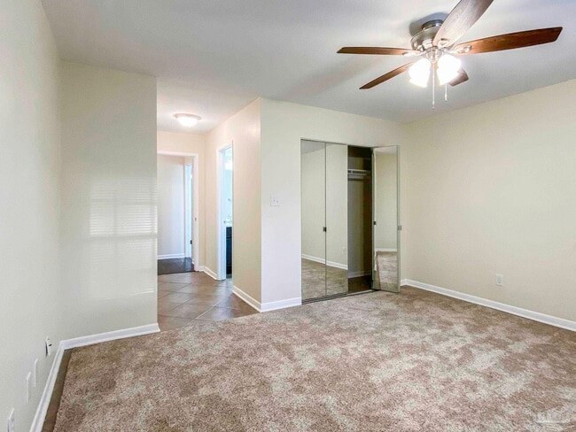 Building Photo - 4344 Langley Ave