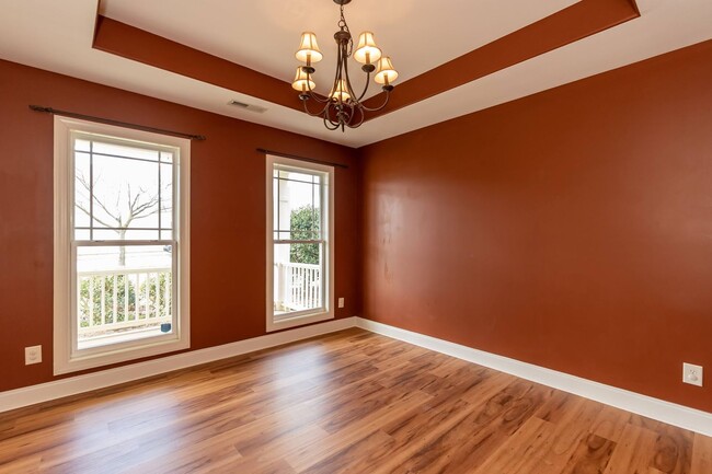 Building Photo - Lovely Large Family Home in Fuquay!