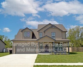 Building Photo - 2098 Ireland Wy