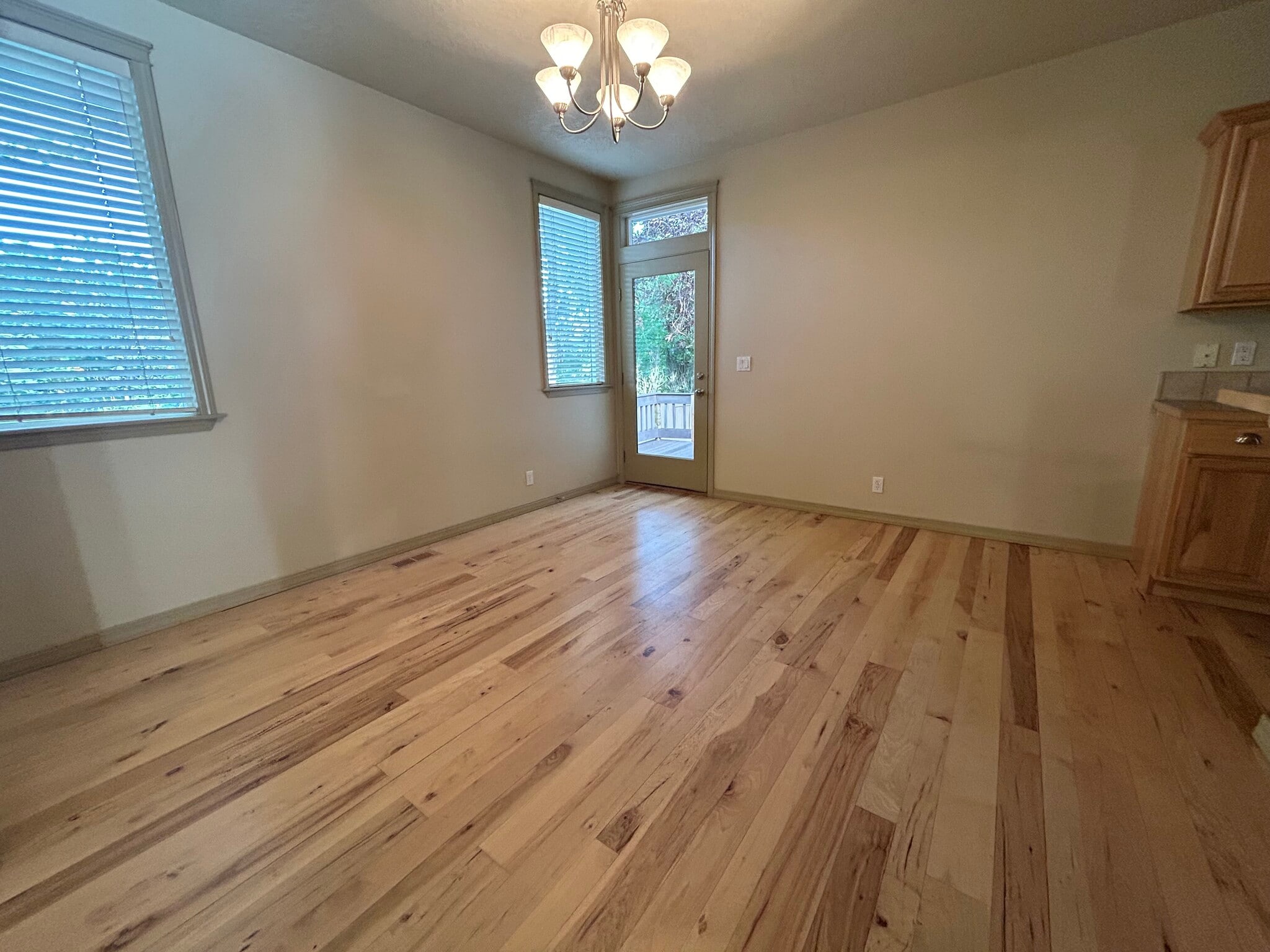 Building Photo - 10485 N Bridle Way
