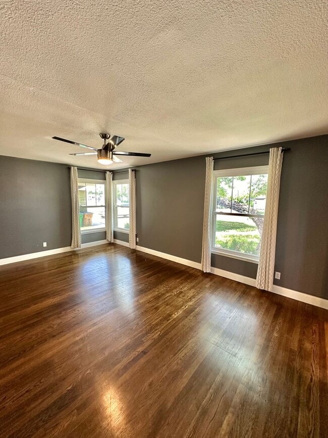 Building Photo - Now Available - Spacious 2 Bedroom Near AS...