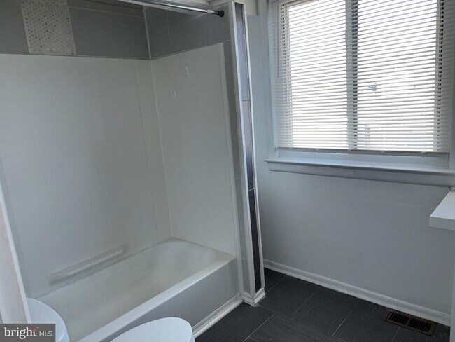 Building Photo - 4504 Michael Ln