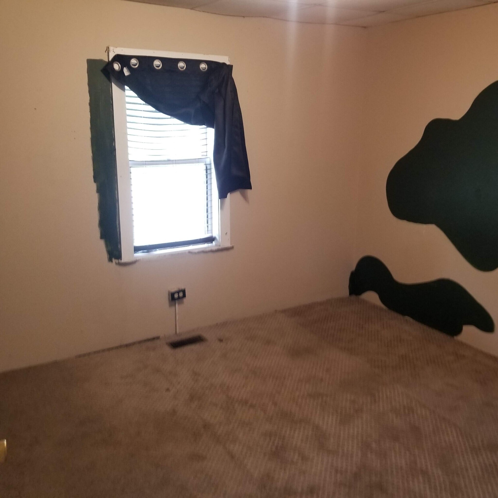 Bedroom 2 - 619 S 4th St