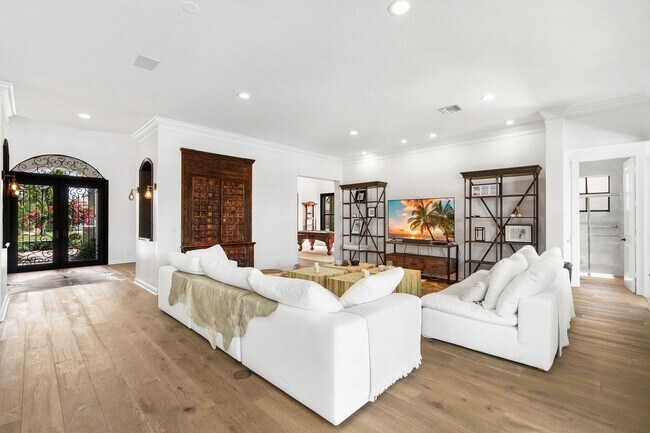 Building Photo - 11695 Sunrise View Ln