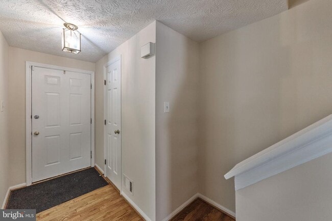 Building Photo - 619 Coral Reef Dr