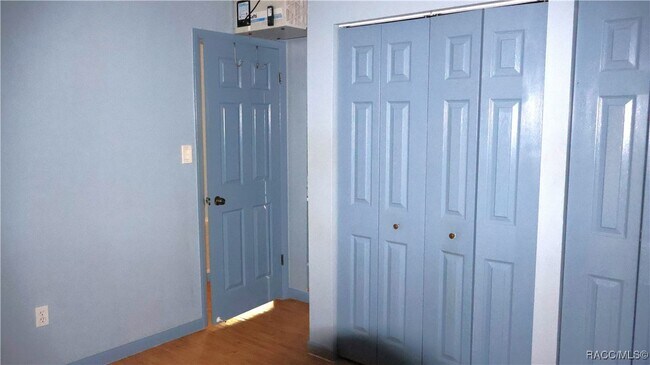 Building Photo - 9601 W Berry Ln