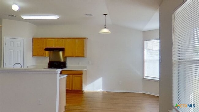 Building Photo - 1105 Burgess Dr