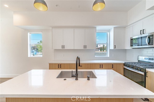 Building Photo - 614 N Rampart Blvd