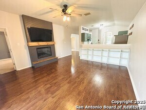 Building Photo - 7226 Comet Manor