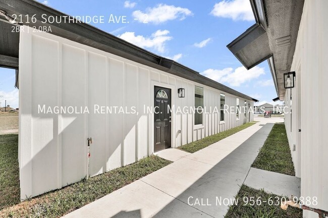 Building Photo - 2116 Southridge Ave