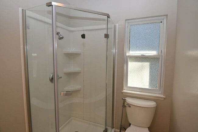 Building Photo - Updated Sunnyvale Beauty, 3/2 with AC