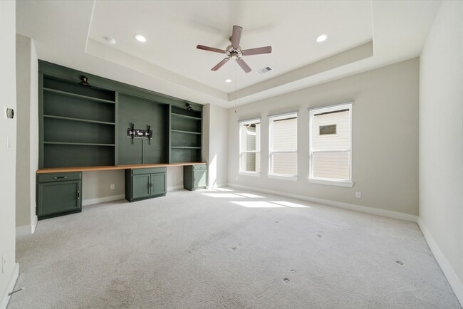 Building Photo - 1307 W 24th St