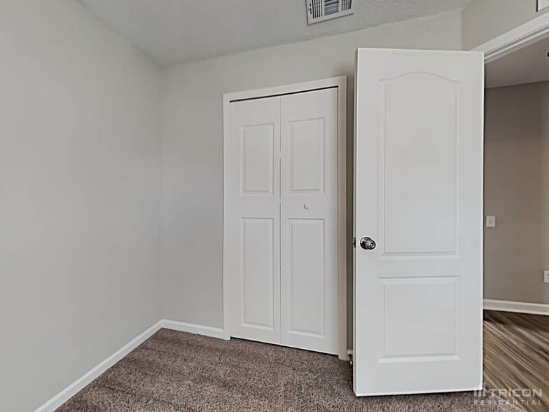 Building Photo - 12429 Cedarfield Dr