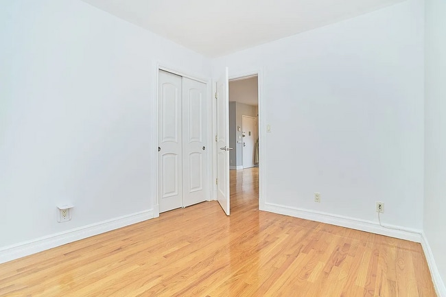 Building Photo - 175 Payson Ave