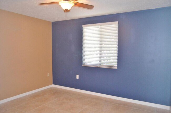 Building Photo - 2721 Village Blvd