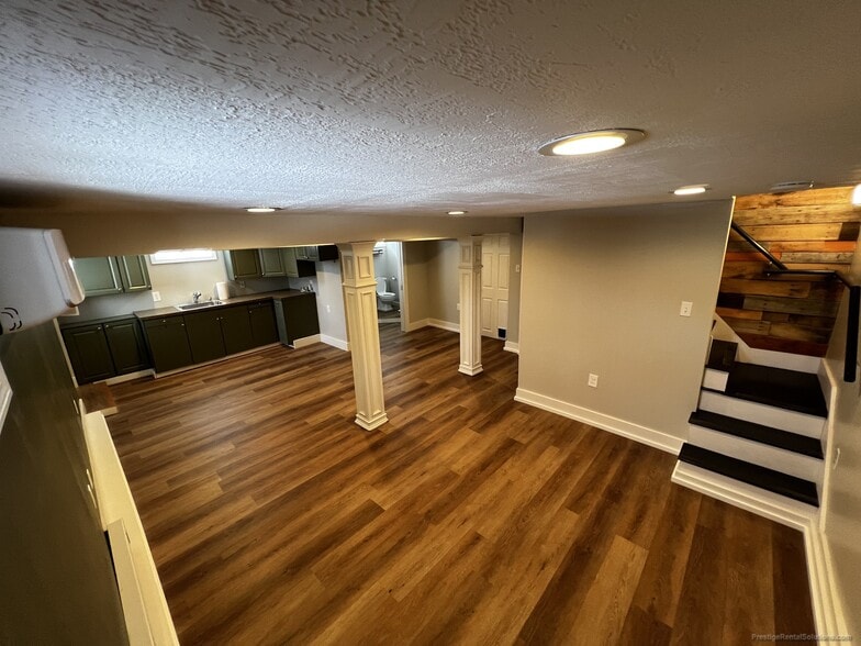 Building Photo - 61 Eugene St