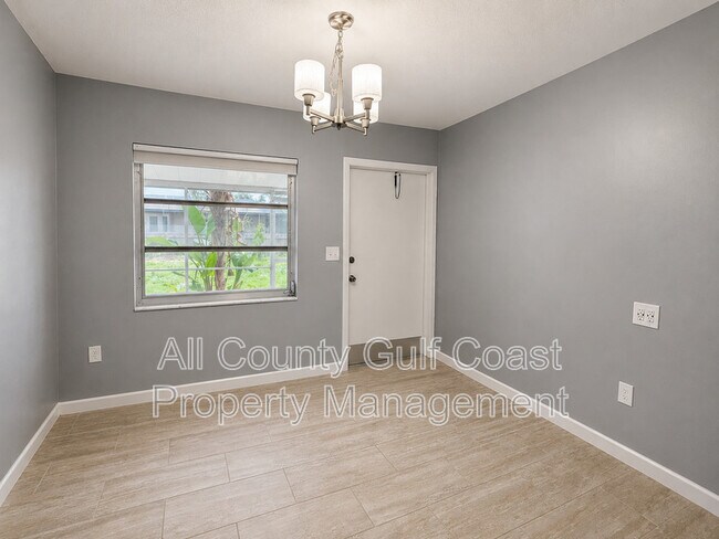 Building Photo - 309 Degas Dr