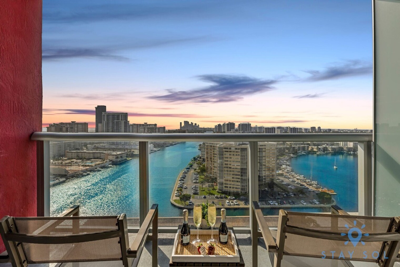 Building Photo - 2602 E Hallandale Beach Blvd