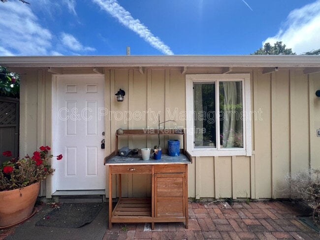 Building Photo - 26208 Atherton Dr