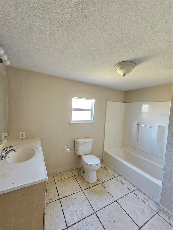 Building Photo - 2319 E Magnolia St