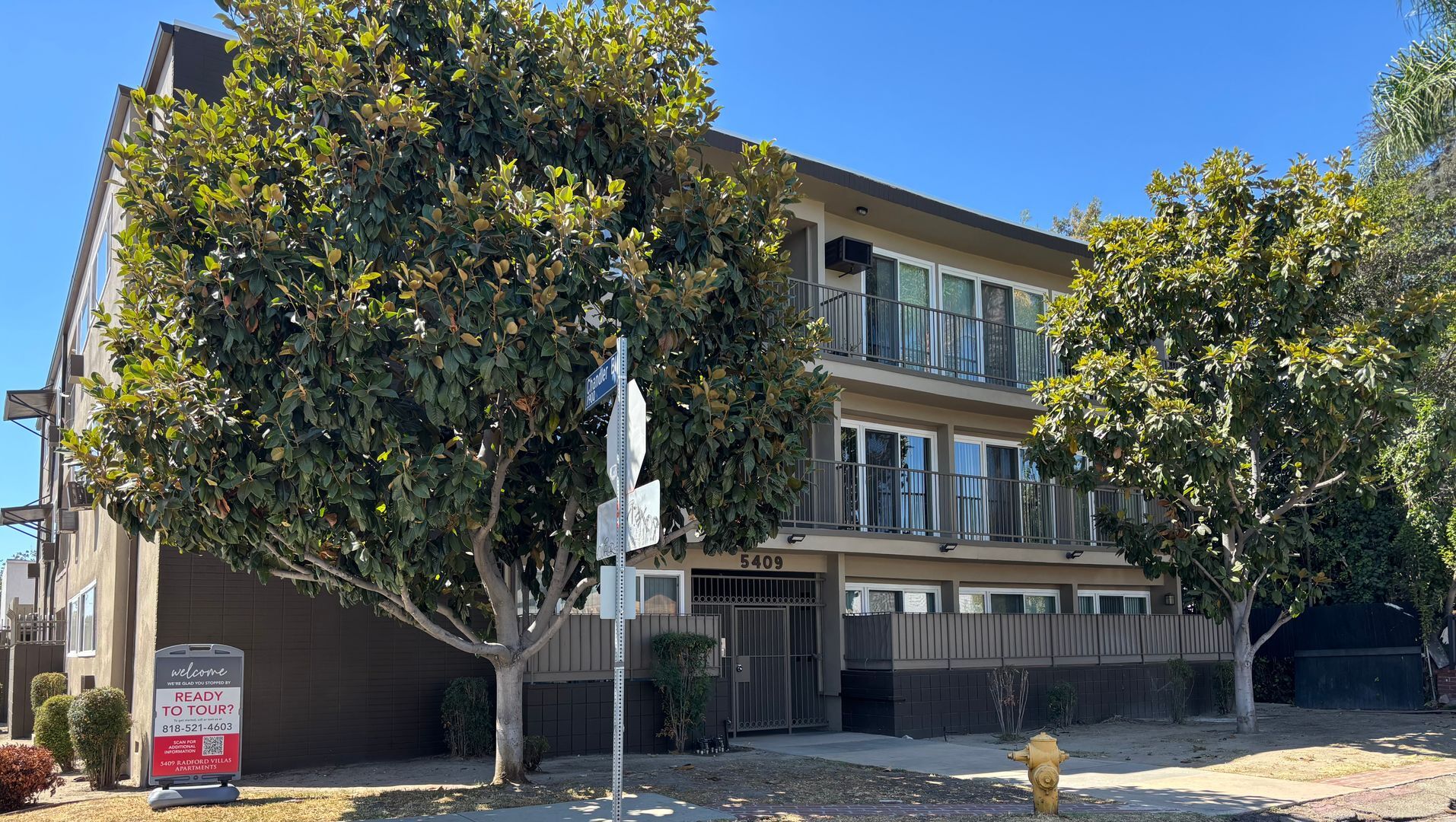 Building Photo - 5409 Radford Ave