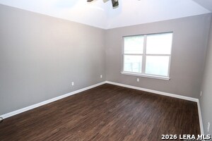 Building Photo - 2172 Bentwood Dr