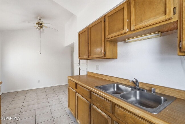 Building Photo - 10969 Duke Snider Cir