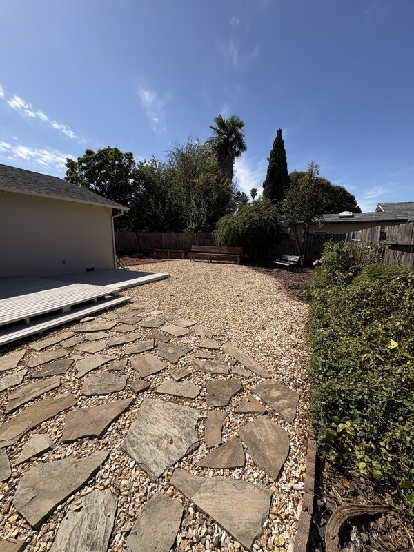 Building Photo - 7631 Adrian Dr