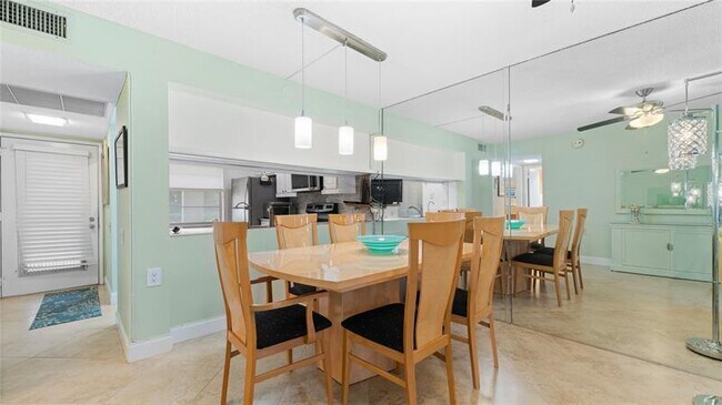 Building Photo - 2710 Nassau Bend
