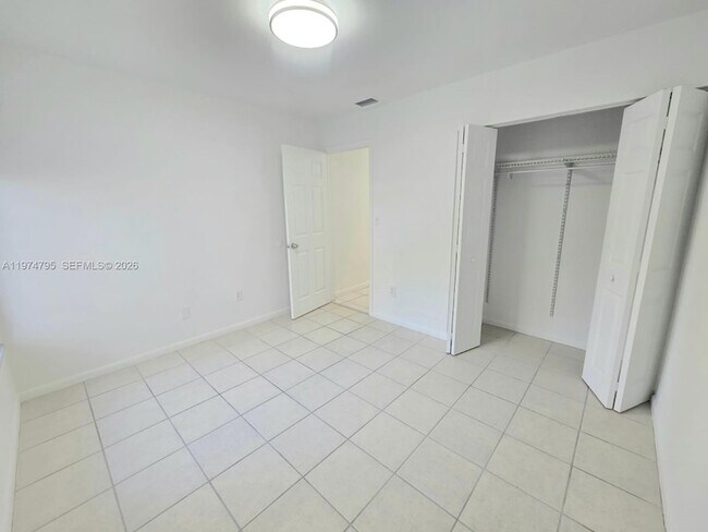 Building Photo - 15081 SW 127th Ct