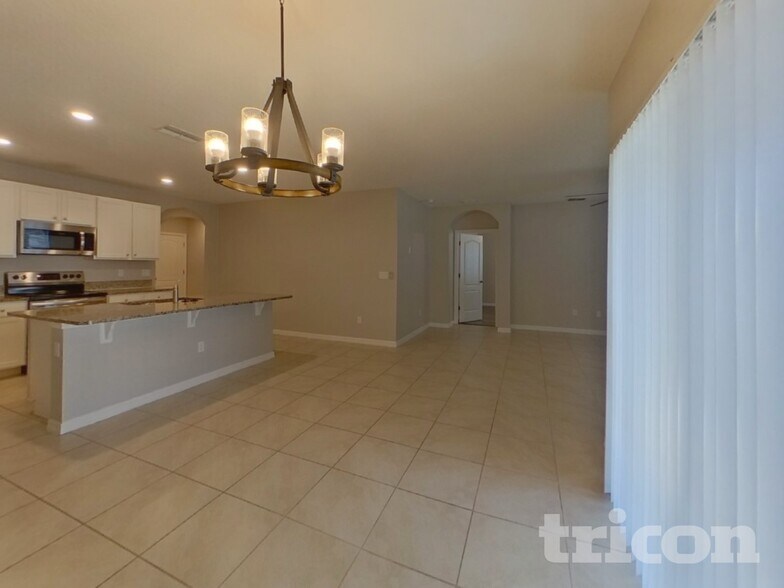 Building Photo - 9013 Pinales Wy