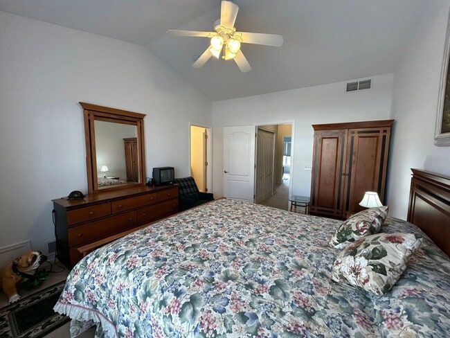 Building Photo - Fully Furnished 2 Bed, 2.5 Bath Fort Collins Townhome