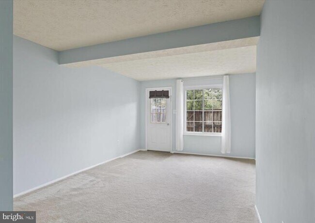 Building Photo - 1654 Devil Ln