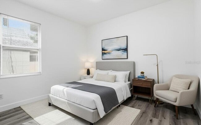 Building Photo - 1535 13th St S