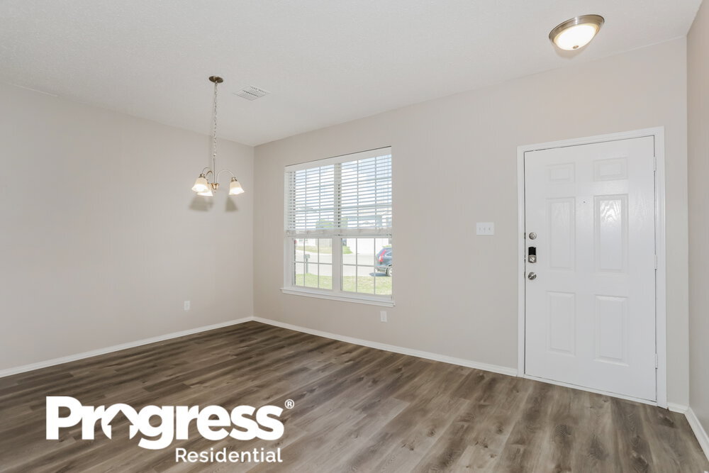 Building Photo - 7334 Tree Ridge Ct