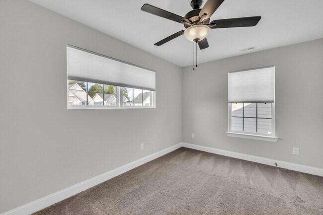 Building Photo - 4094 Inlet Lp