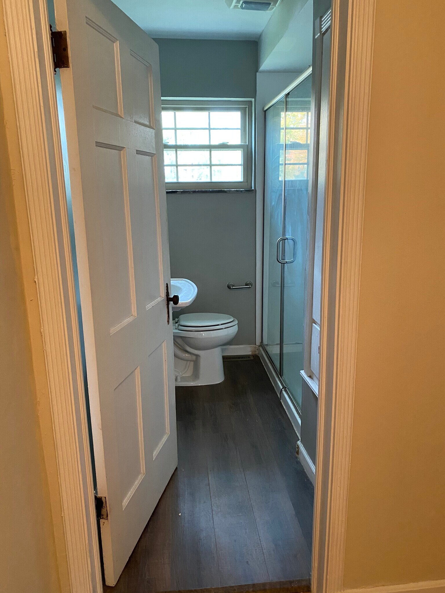 Bath - 1040 Northwest Blvd