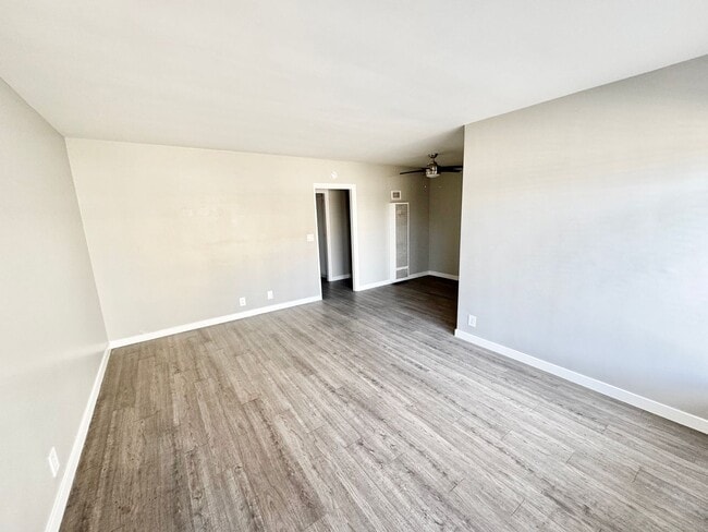 Building Photo - 3554 Brenton Ave