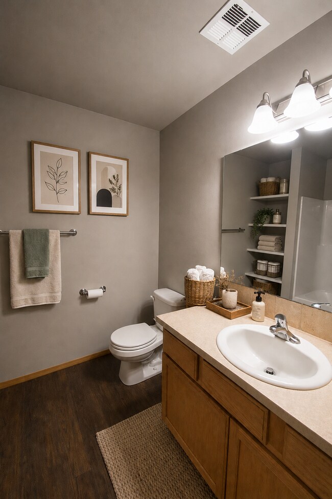 Building Photo - Skip Shared Laundry—Upgrade Your Lifestyle! he Yakima Home You've Been Waiting For.