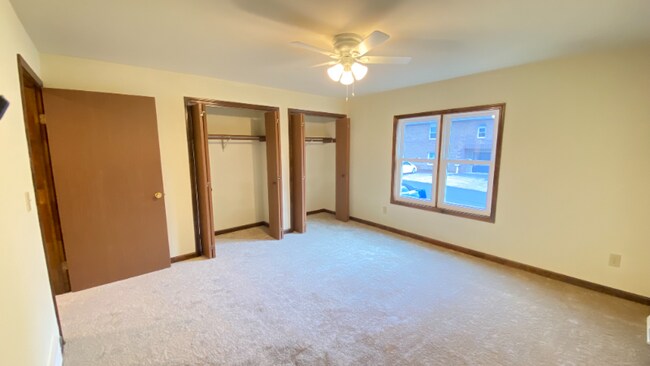 Building Photo - 1949 Western Ave