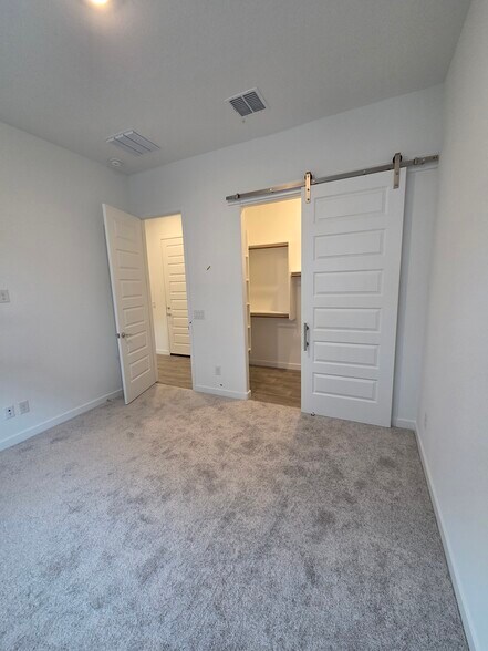 Building Photo - 23104 E Roundup Way