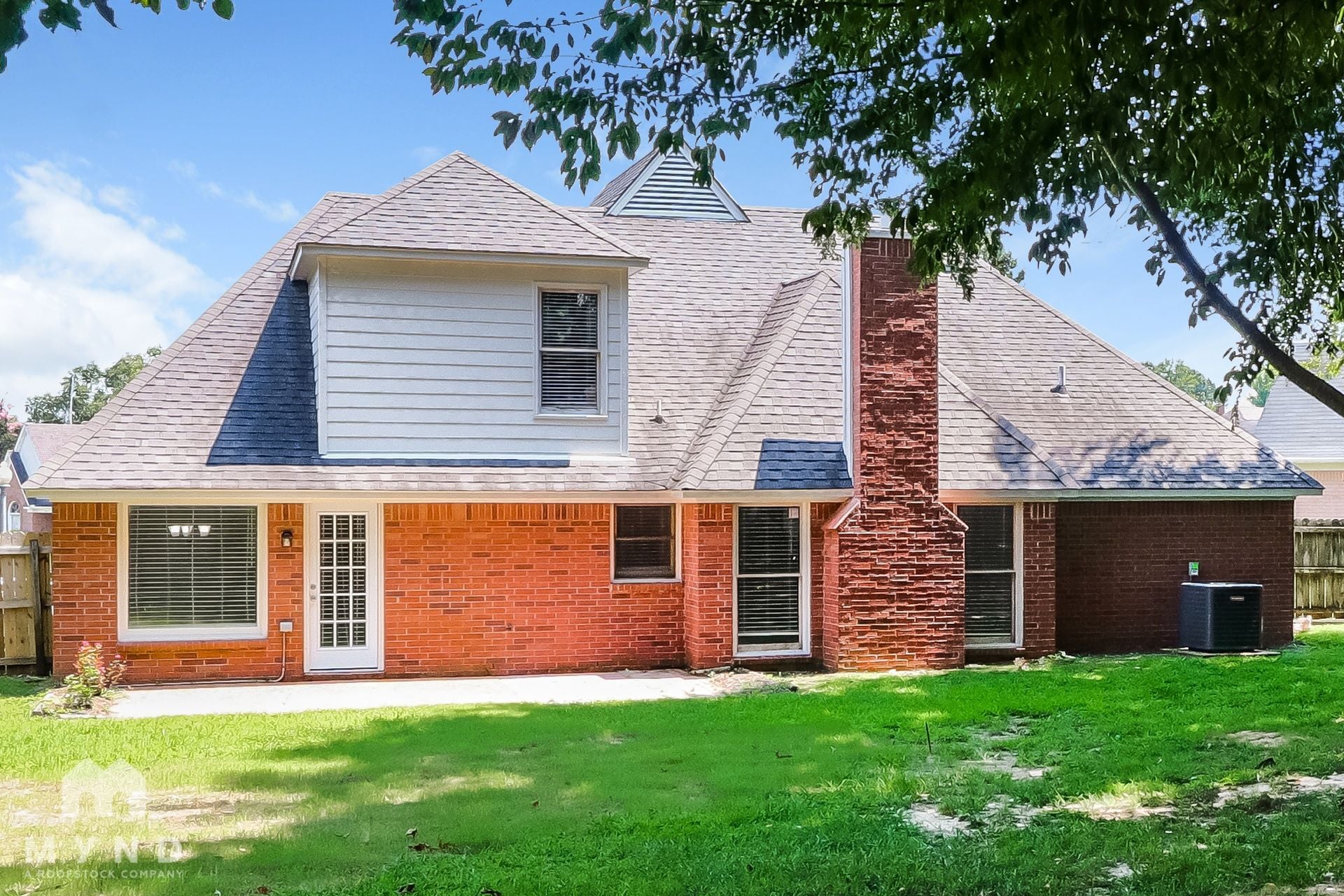 Building Photo - 8994 Fletcher Park Cir N