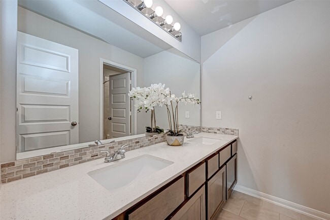 Building Photo - 23134 Mulberry Thicket TRL