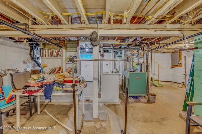 Building Photo - 123 William St