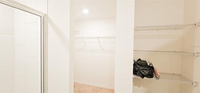 Building Photo - 271 Begonia Ln