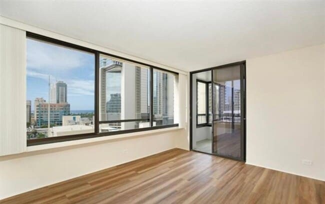 Building Photo - Aloha Towers