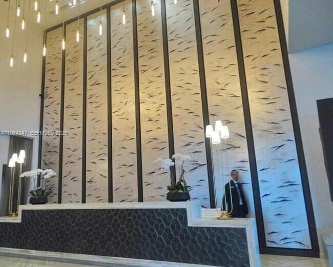 Building Photo - 2900 NE 7th Ave